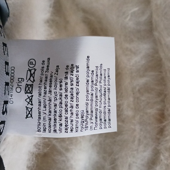 Seeberger Cream Colored Rabbit Hair Bucket Hat - Picture 4 of 16